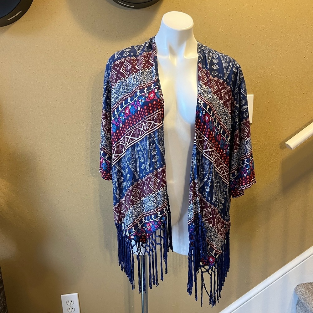 Hollister Multicolor Patterned Fringe Kimono
